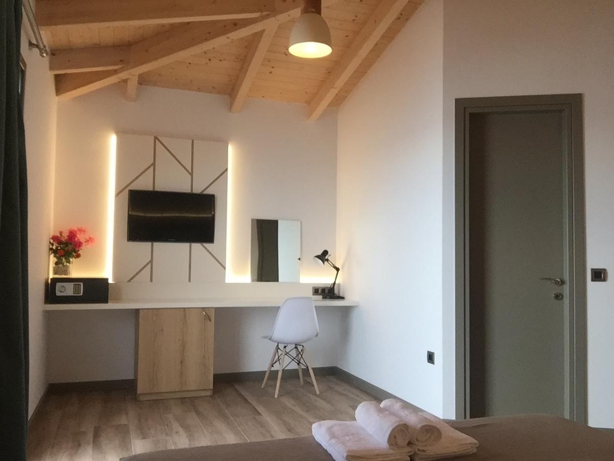 First House Apartamento Himarë