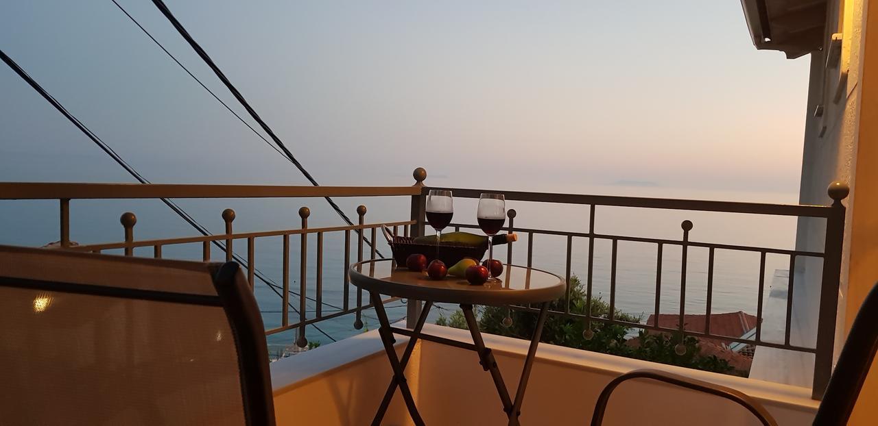 Apartamento First House Himarë