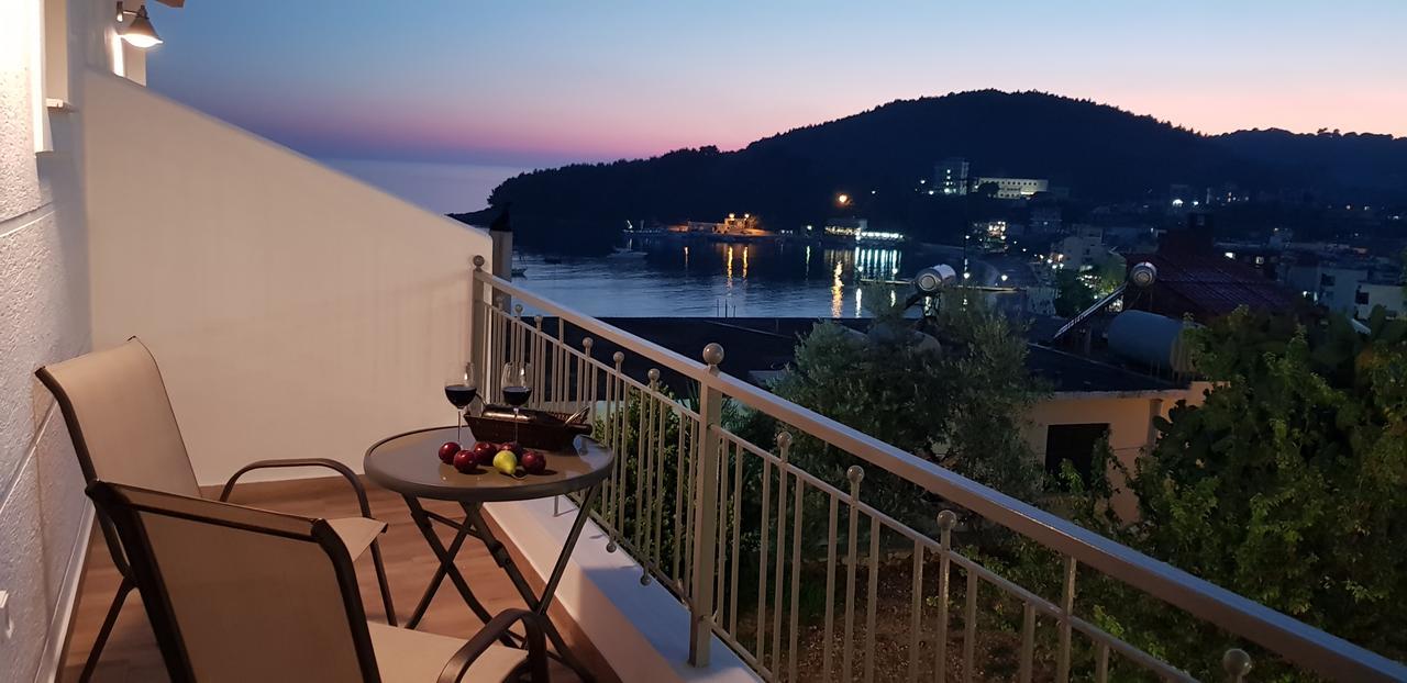 First House * Himarë